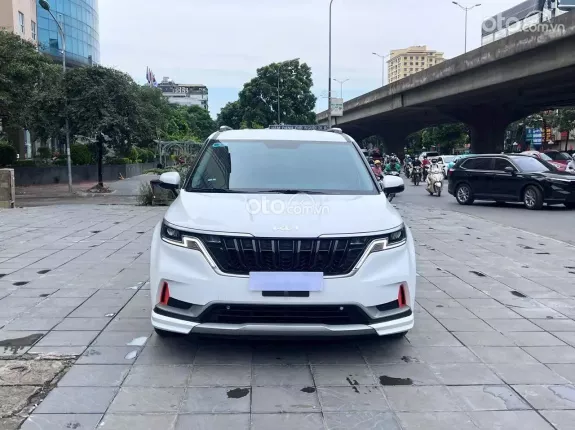 Kia Carnival 2.2D Luxury 2023 - Giá 1 tỷ 240tr