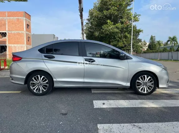 Honda City 1.5 CVT 2017 - Bao quay đầu 1 năm 10% theo giá thị trường