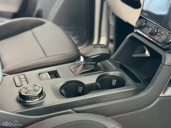 Ford Ranger Stormtrak 2024 - 4x4 nhập Thái nguyên chiếc sẵn kho giao ngay