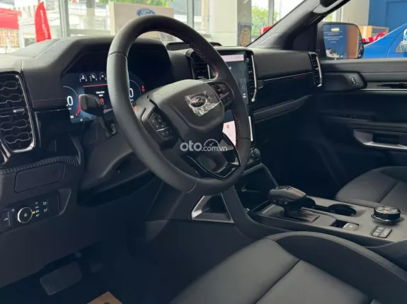 Ford Ranger Stormtrak 2024 - 4x4 nhập Thái nguyên chiếc sẵn kho giao ngay