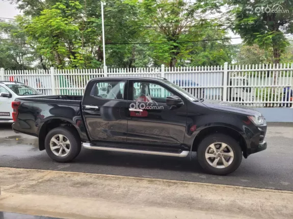 Isuzu D-Max LS Prestige 1.9 4x2 AT 2023 - XE MỚI 100%, SỐ LƯỢNG CÓ HẠN, KHÁCH GỌI EM NGAY ĐỂ ÉP GIÁ