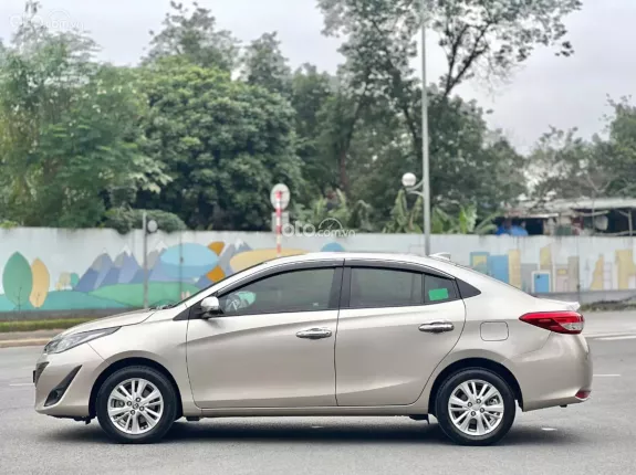 Toyota Vios 1.5E MT 2020 - Giá bán 8 vạn km