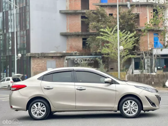 Toyota Vios 1.5E MT 2020 - Giá bán 8 vạn km