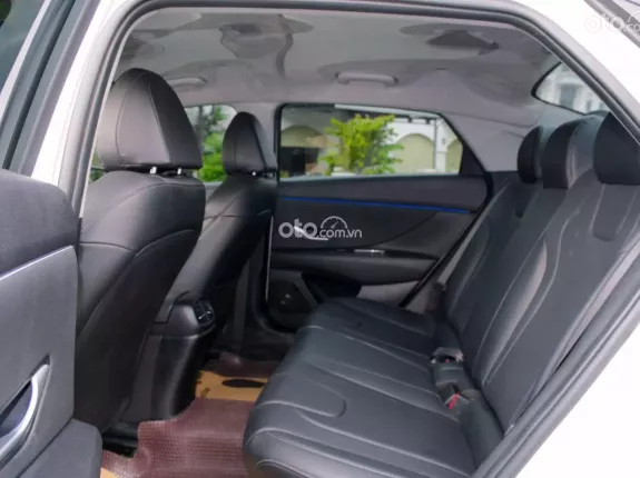 Hyundai Elantra 1.6 AT Đặc biệt 2022 - ️Màu TRẮNG - Nội thất ĐEN