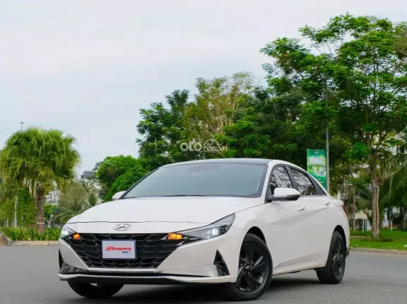 Hyundai Elantra 1.6 AT Đặc biệt 2022 - ️Màu TRẮNG - Nội thất ĐEN
