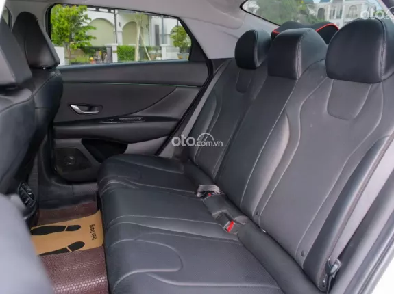 Hyundai Elantra 1.6 AT Đặc biệt 2022 - ️Màu TRẮNG - Nội thất ĐEN