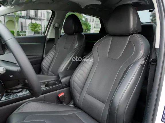 Hyundai Elantra 1.6 AT Đặc biệt 2022 - ️Màu TRẮNG - Nội thất ĐEN