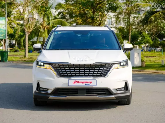 Kia Carnival 2.2D Signature 2022 - ️Màu Trắng - Nội thất Nâu