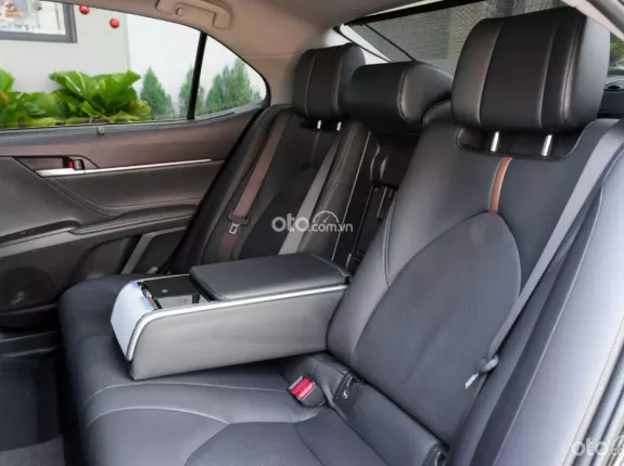 Toyota Camry 2.0Q 2024 - ️Màu ĐEN - Nội thất ĐEN