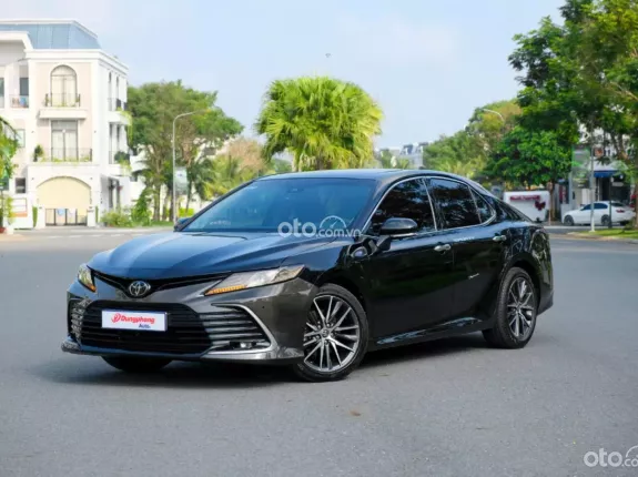 Toyota Camry 2.0Q 2024 - ️Màu ĐEN - Nội thất ĐEN