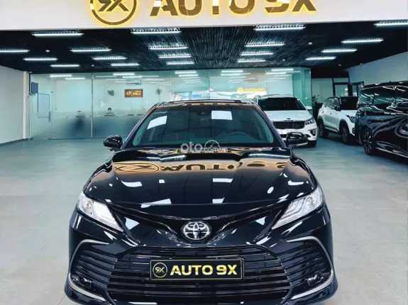 Toyota Camry 2.0Q 2024 - Siêu đẹp