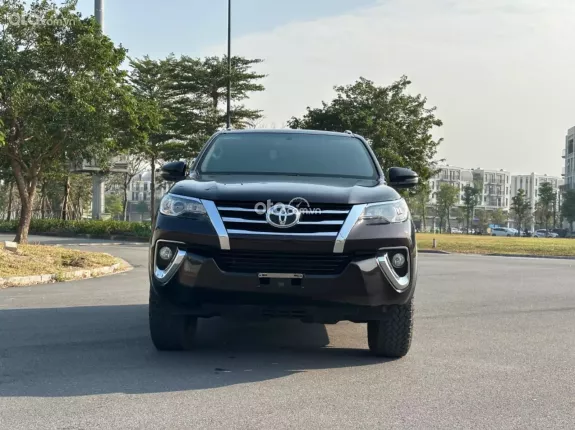 Toyota Fortuner 2.4G 4x2 AT  2020 - Fortuner 2.4G 4x2 2020