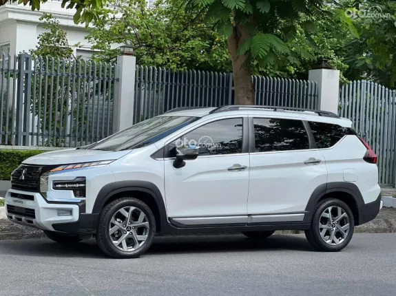 Mitsubishi Xpander Cross 1.5 AT 2023 - Gía 640 triệu