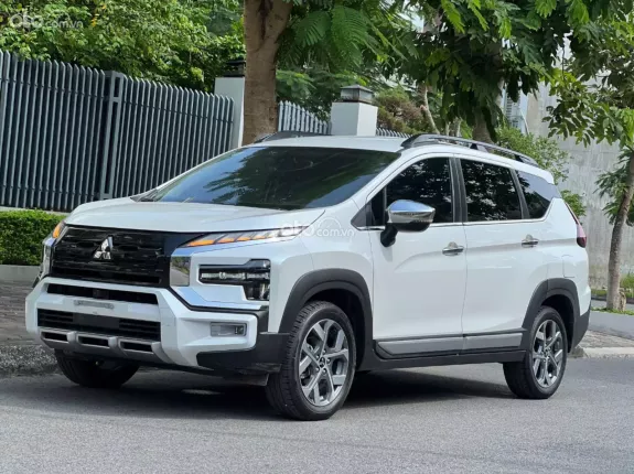 Mitsubishi Xpander Cross 1.5 AT 2023 - Gía 640 triệu