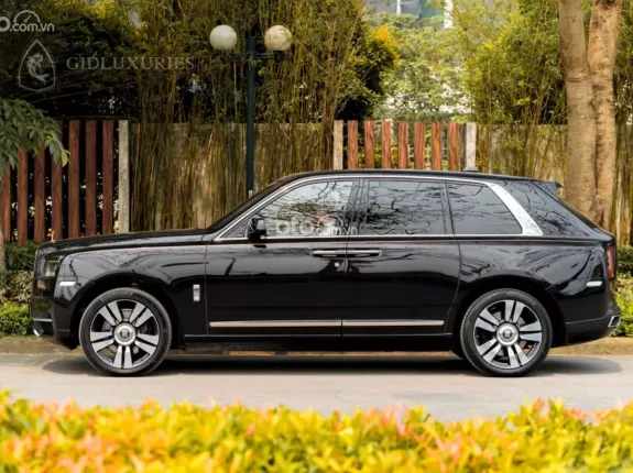Rolls-Royce Cullinan V12 2021 - Đen nội thất da bò cực mới