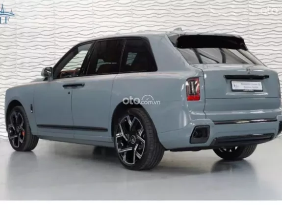 Rolls-Royce Cullinan Black Badge 2024 - Model 2025 phiên bản mới series II