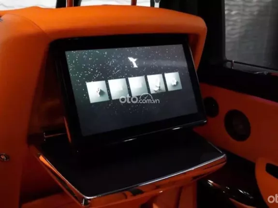 Rolls-Royce Cullinan Black Badge 2024 - Model 2025 phiên bản mới series II