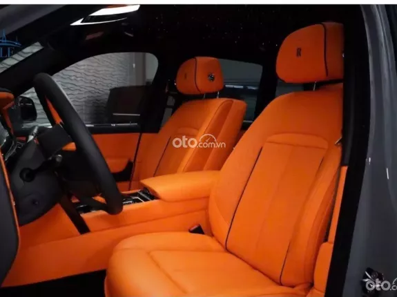 Rolls-Royce Cullinan Black Badge 2024 - Model 2025 phiên bản mới series II