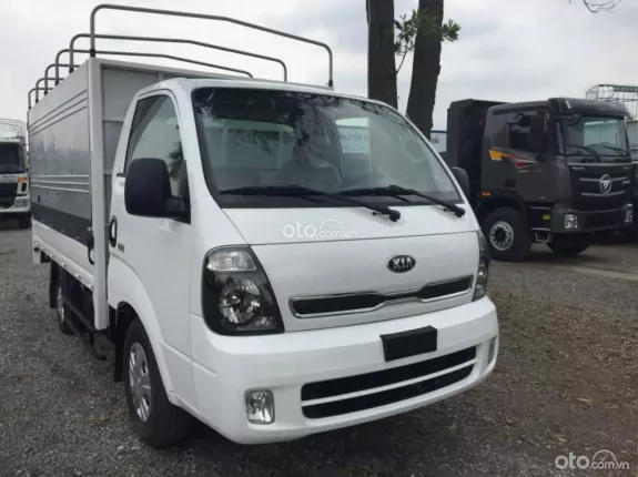 Thaco Kia K200 2025 - Kia K200 E5 mui bạt tải 1,9 tấn mới