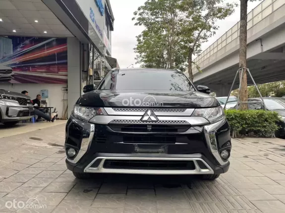 Mitsubishi Outlander 2.0 CVT 2022 - Siêu lướt