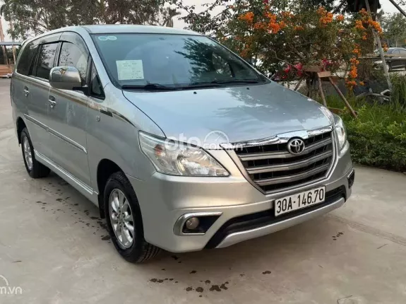 Toyota Innova 2.0E 2014 - Xem xe tại Hải Phòng, giá tốt sang tên ngay