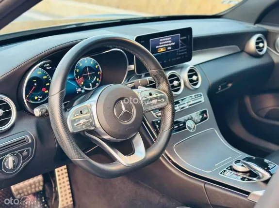 Mercedes-Benz C300 2019 - Chạy siêu lướt hơn 2v miles Full lịch sử Hãng
