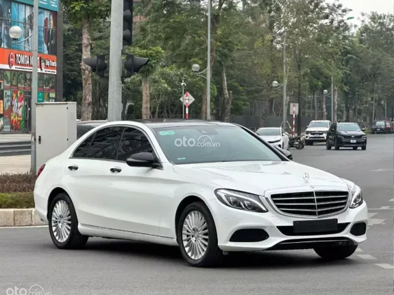 Mercedes-Benz C250 Exclusive 2016 - Giá thương lượng, có bớt lộc