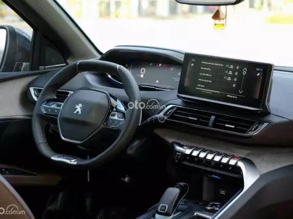 Peugeot 5008 GT 2022 - ️Màu ĐỎ - Nội thất NÂU