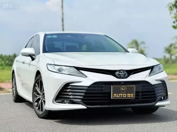 Toyota Camry 2.5Q 2023 - Siêu siêu đẹp