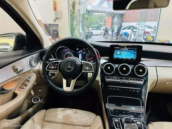 Mercedes-Benz C180 2019 - 799 triệu