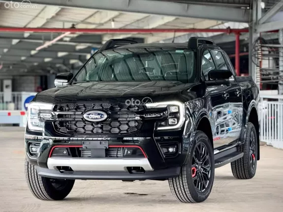 Ford Ranger Stormtrak 2024 - 4x4 nhập Thái nguyên chiếc sẵn kho giao ngay