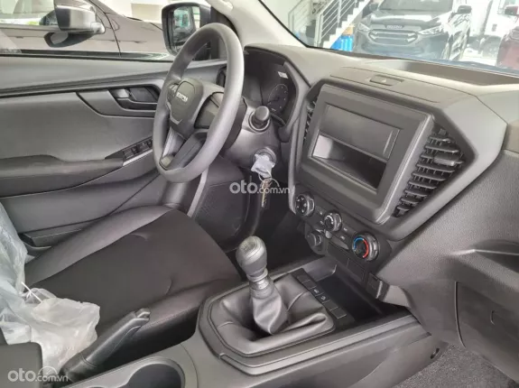 Isuzu D-Max LS Prestige 1.9 4x4 MT 2024 - 2 Cầu Số Sàn Giao Ngay