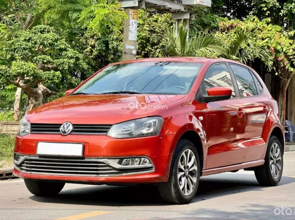 Volkswagen Polo 1.6AT 2015 - Chủ đi giữ gìn, bảo dưỡng định kỳ, bao test thoải mái