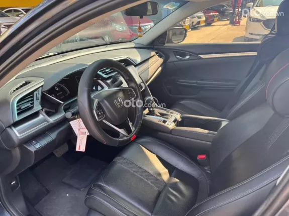 Honda Civic 1.8 AT 2019 - Honda Civic 1.8AT 2019