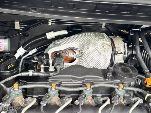 Kia Sedona 2.2 DATH 2018 - Giá 745 triệu