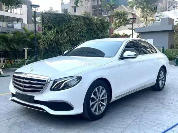 Mercedes-Benz E200 E200 2018 - Cần bán Mercedes Benz E200-sx 2018-Xe đẹp như mới