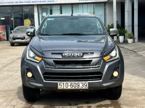 Isuzu D-Max LS 4x2 AT 2019 - Nắp thùng cao