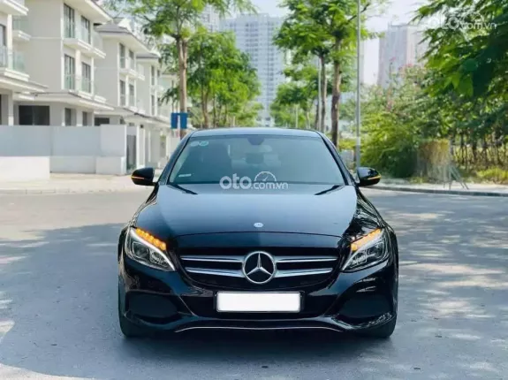 Mercedes-Benz C200 2015 - Một chủ từ mới cứng, chạy đúng 5vạnkm, full ls hãng