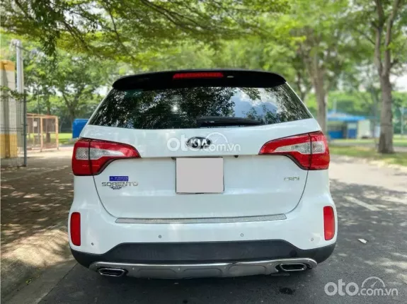 Kia Sorento 2WD 2.2 DATH 2018 - Hỗ trợ vay ngân hàng lãi suất ưu đãi