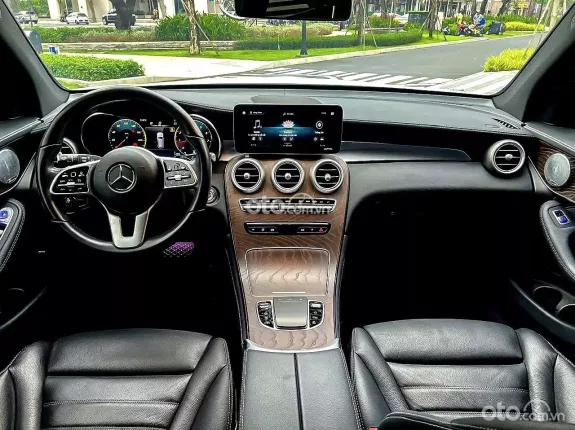 Mercedes-Benz GLC 200 4Matic 2022 - Bao kiểm tra xe toàn quốc