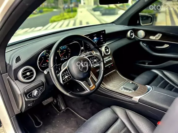 Mercedes-Benz GLC 200 4Matic 2022 - Bao kiểm tra xe toàn quốc