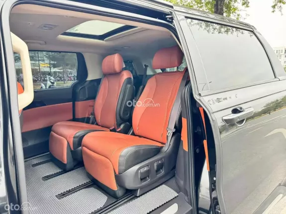 Kia Carnival 2.2D Signature 2022 - 1 tỷ 270 triệu