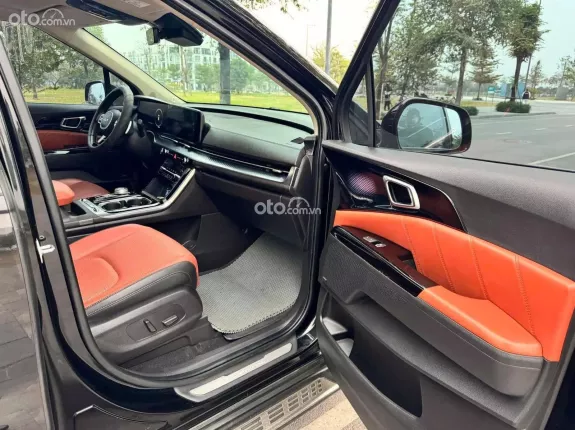 Kia Carnival 2.2D Signature 2022 - 1 tỷ 270 triệu