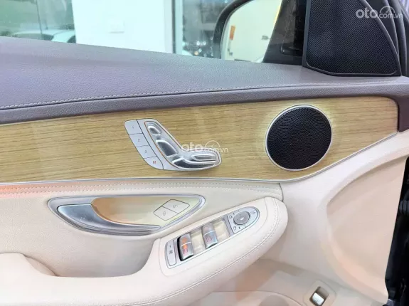 Mercedes-Benz C250 Exclusive 2015 - Gía 625 triệu