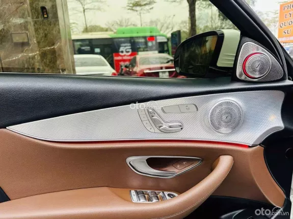 Mercedes-Benz E200 Sport 2019 - 1 tỷ 299 triệu