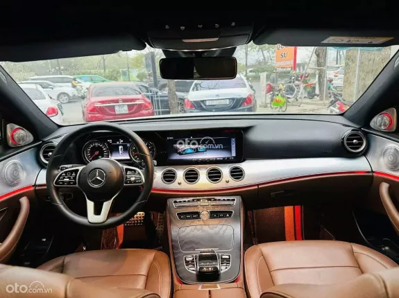 Mercedes-Benz E200 Sport 2019 - 1 tỷ 299 triệu