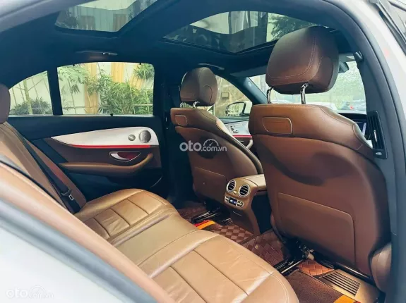 Mercedes-Benz E200 Sport 2019 - 1 tỷ 299 triệu