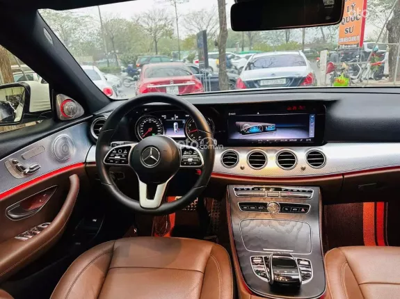 Mercedes-Benz E200 Sport 2019 - 1 tỷ 299 triệu