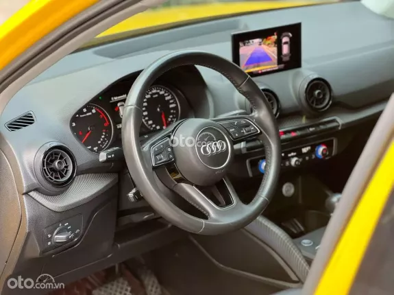 Audi Q2 1.4 TFSI 2018 - XE DUY NHẤT, MÀU VÀNG