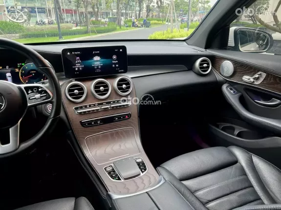 Mercedes-Benz GLC 200 4Matic 2021 - XUẤT HÓA ĐƠN CTY